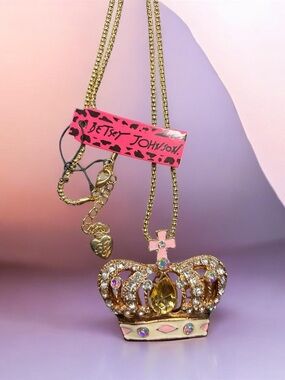Betsey Johnson Crown Necklace Pink Gold Rhinestone Statement Pendant